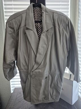 90s Vintage Women's Gray Leather Wrap-Front Jacket